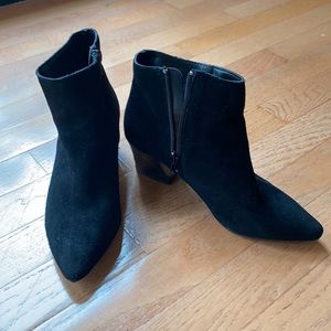 Suede boots